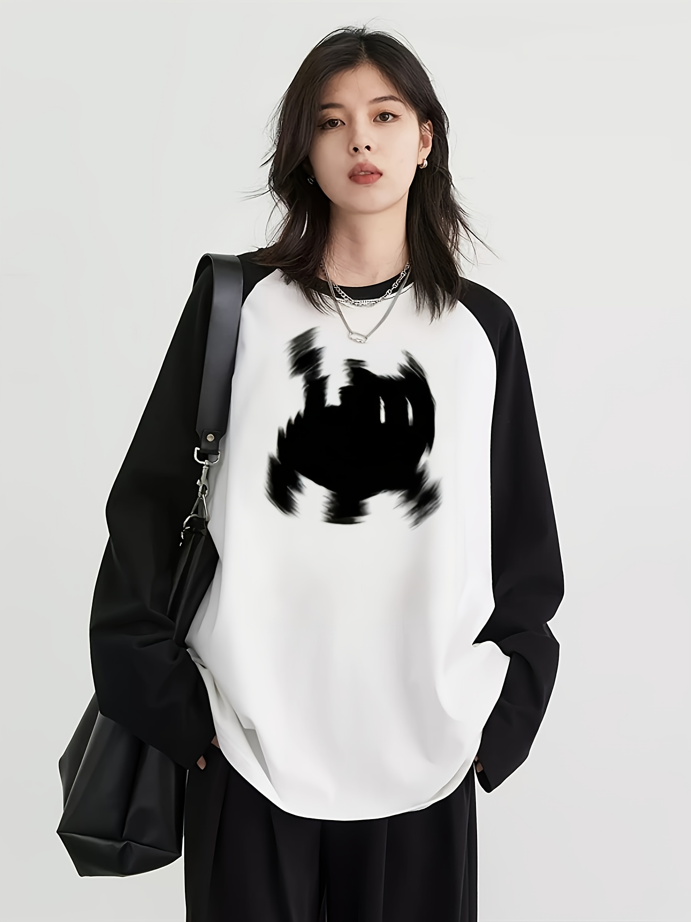 Camiseta Feminina Y2K de Manga - Tee Graphic Print avaliação e preço