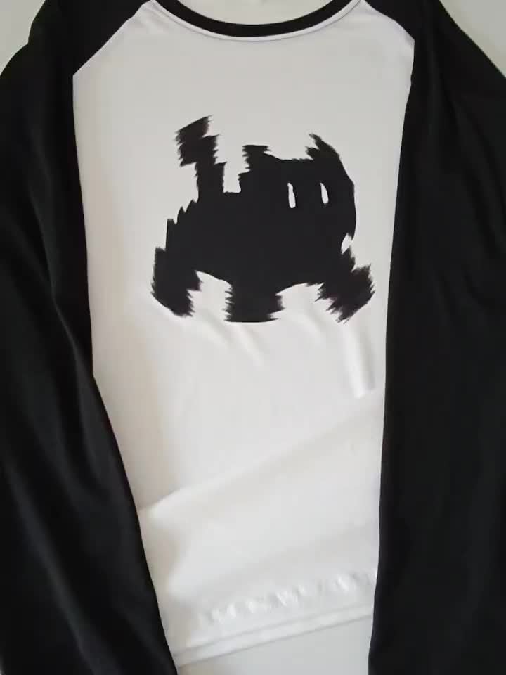 Camiseta Feminina Y2K de Manga - Tee Graphic Print avaliação e preço